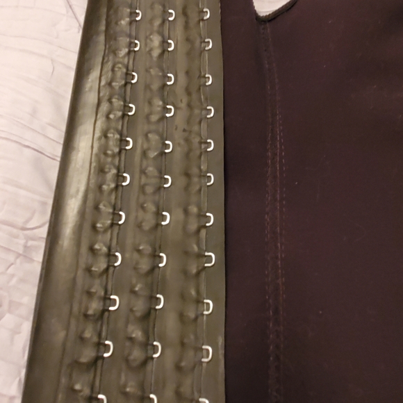 Ann Cherry Black Waist Cincher size 40 XXL - Picture 4 of 9